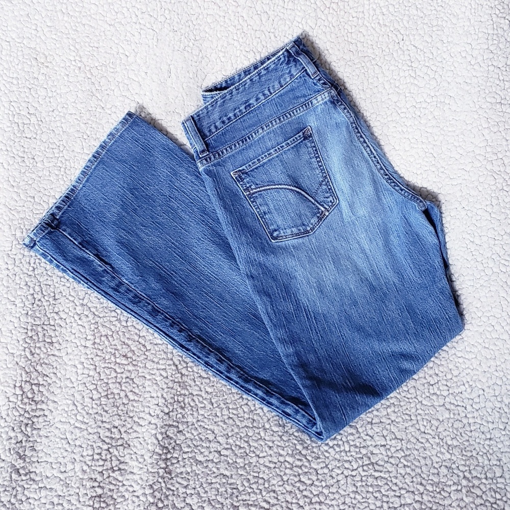 Eddie Bauer Classic Jeans